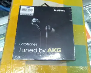 Akg Wired Earphones