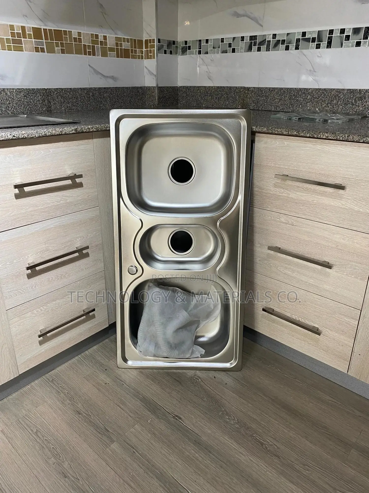 Tripple-Bowl Stainless Kitchen Sink