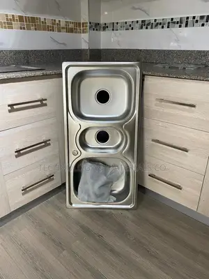 Tripple-Bowl Stainless Kitchen Sink