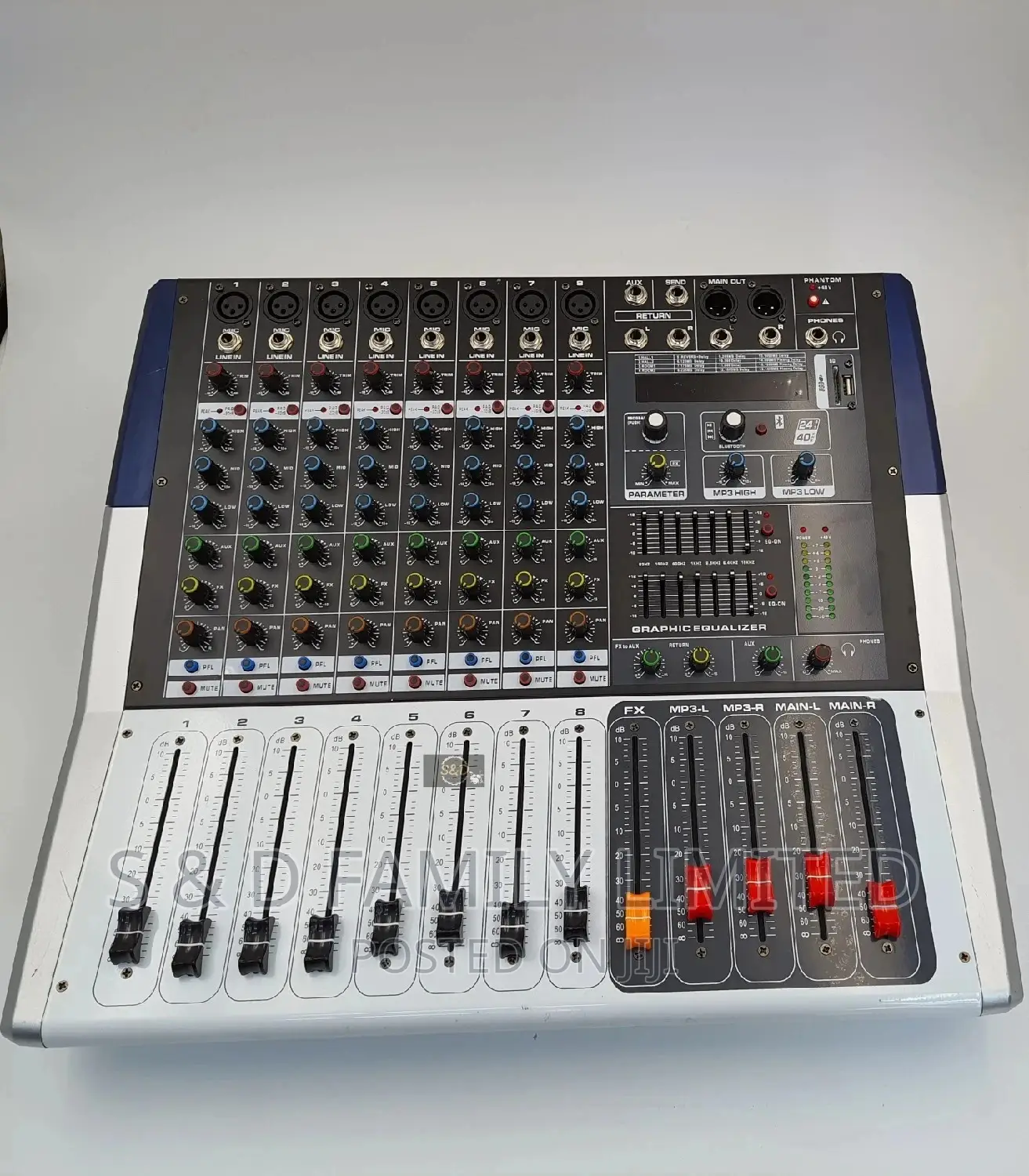 Soundcraft KV 80 Powered Professional Audio Mixer