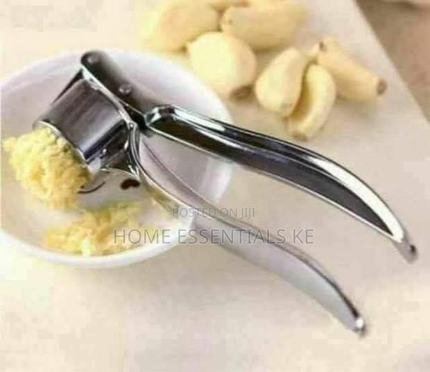 Garlic Crusher