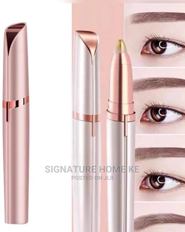 Eyebrows Trimmer - main view