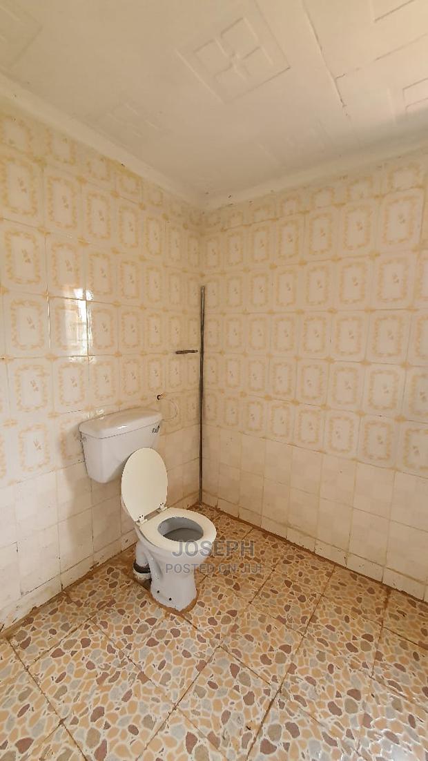 3bdrm Bungalow in Bendor Estate for Sale - thumbnail 6