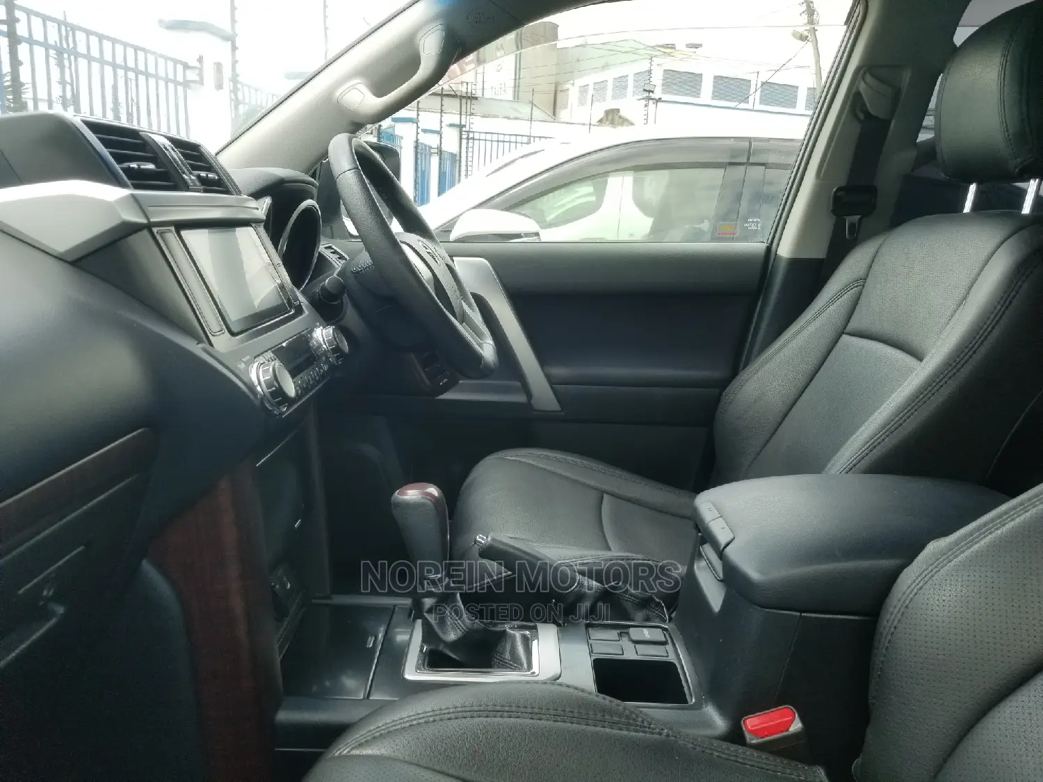 Toyota Land Cruiser Prado 2015 Pearl