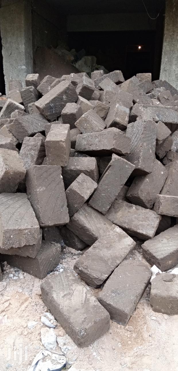 Machine Cut Stones - thumbnail 2
