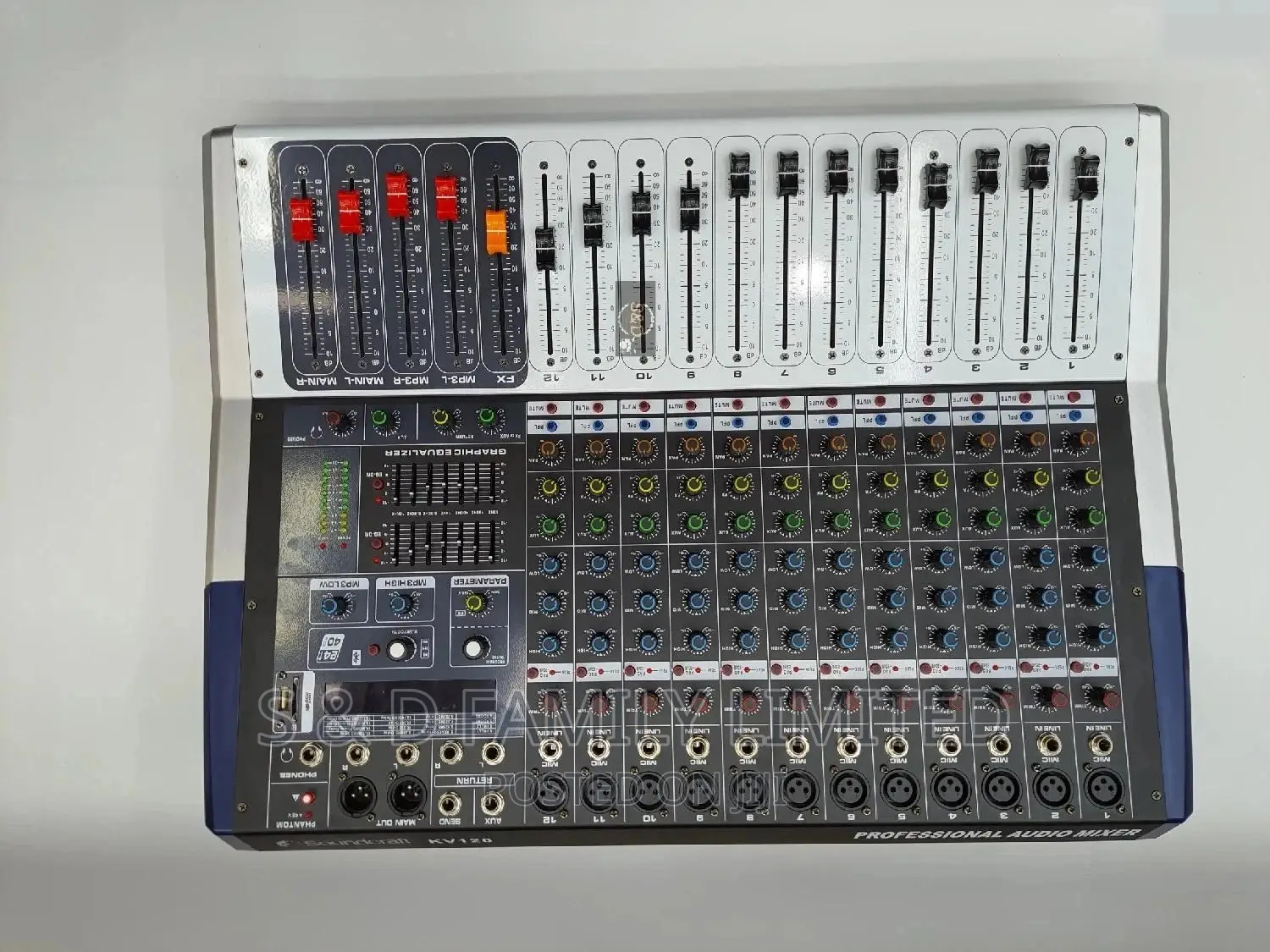 Soundcradt KV120 Powered Professional Audio Mixer