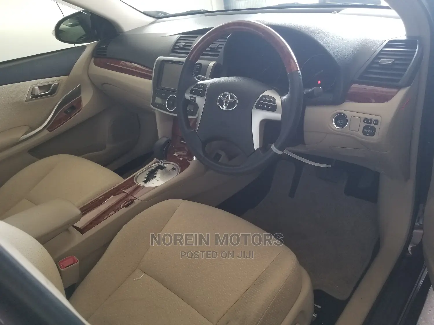 Toyota Allion 2014 Purple