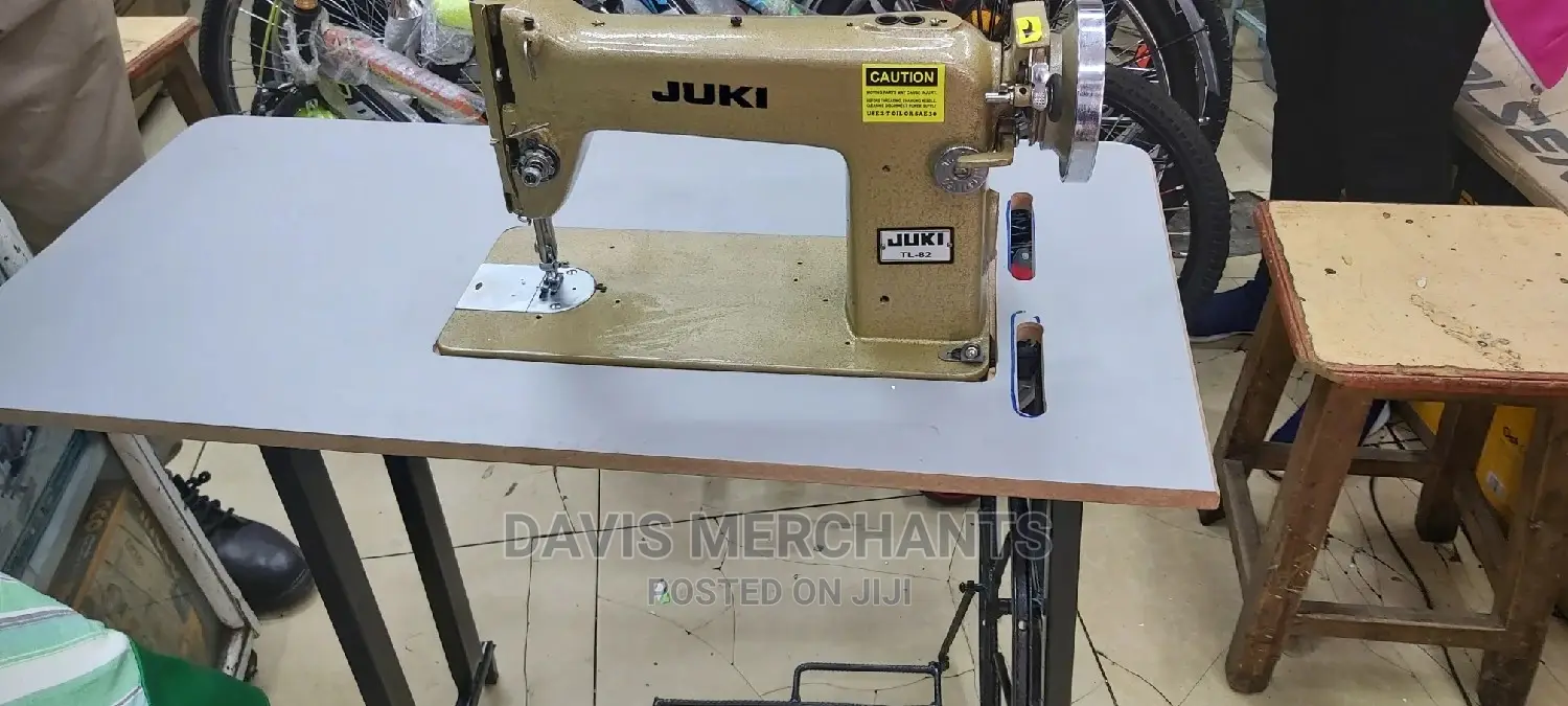 Juki Heavy Duty Sewing Machine With Local Heavy Table