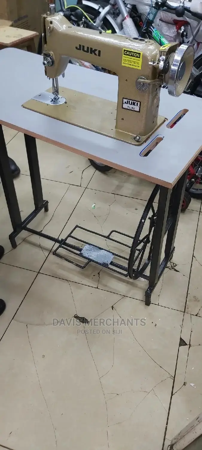 Juki Heavy Duty Sewing Machine With Local Heavy Table