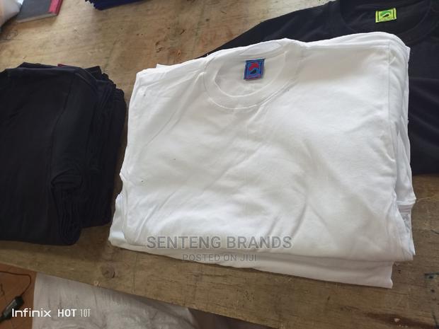 White Plain T-Shirts Large Quantities - thumbnail 2