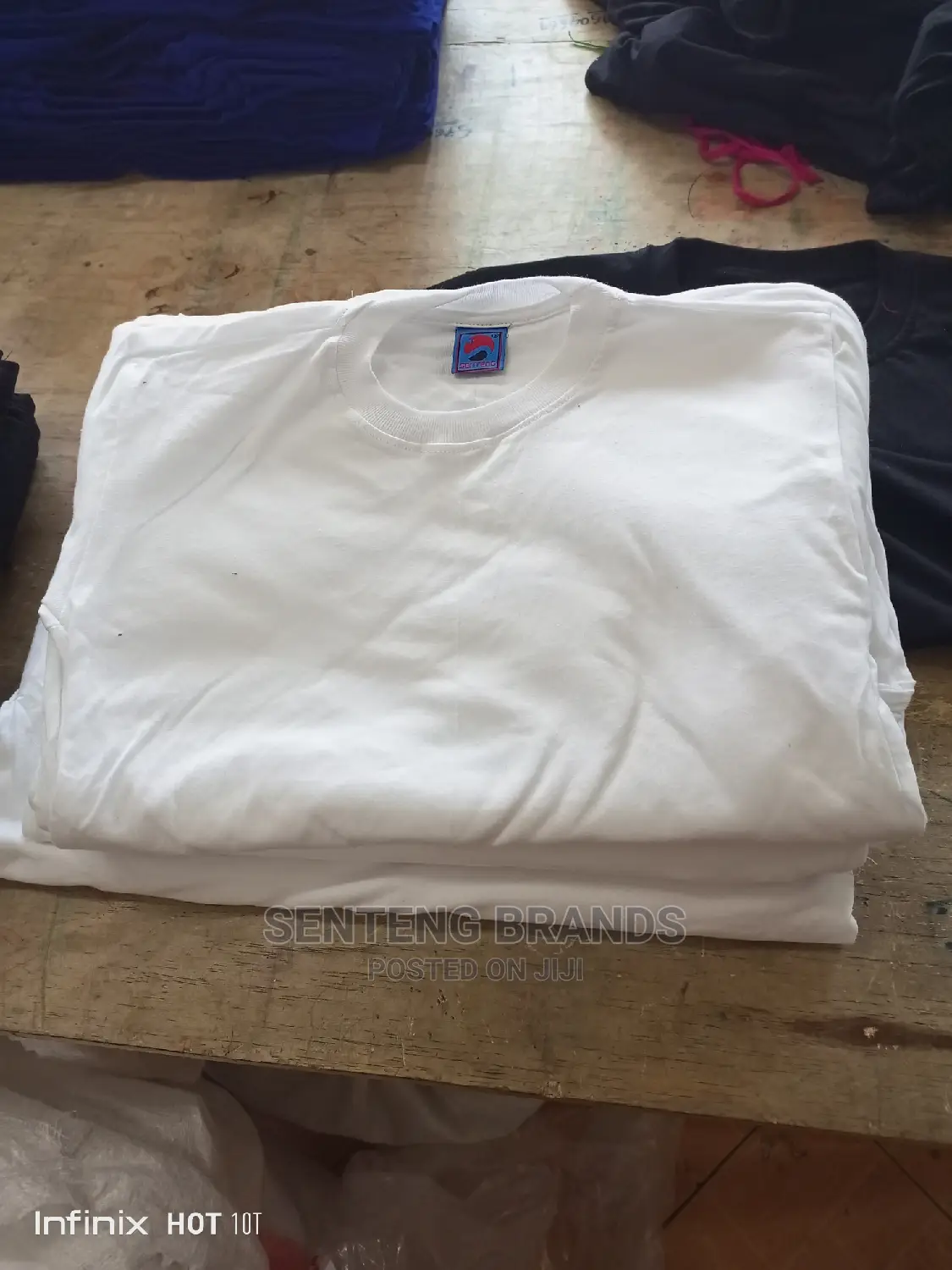 White Plain T-Shirts Large Quantities