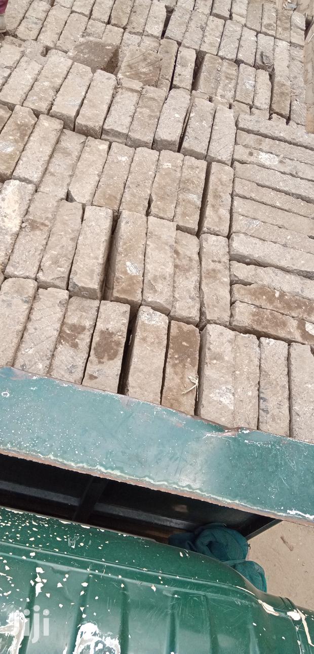 Machine Cut Stones - thumbnail 2