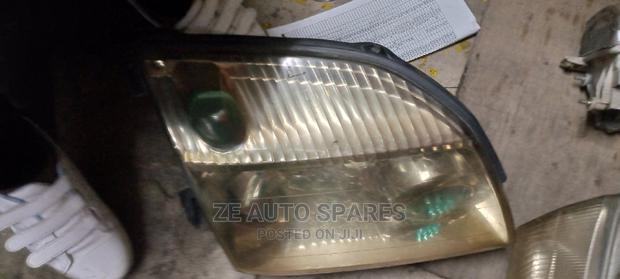 Ex-Trail Headlight 2005