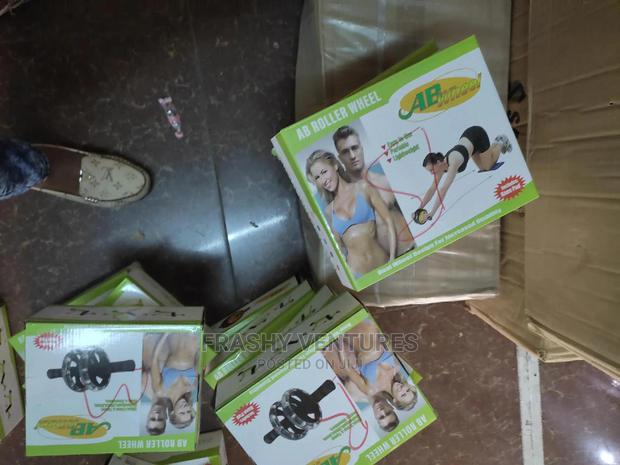 Abs Roller With a Mat - main view