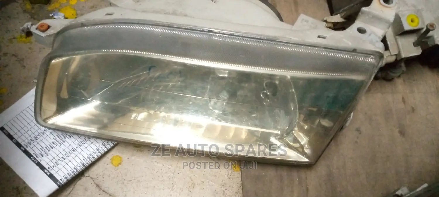 Toyota Carib Headlight
