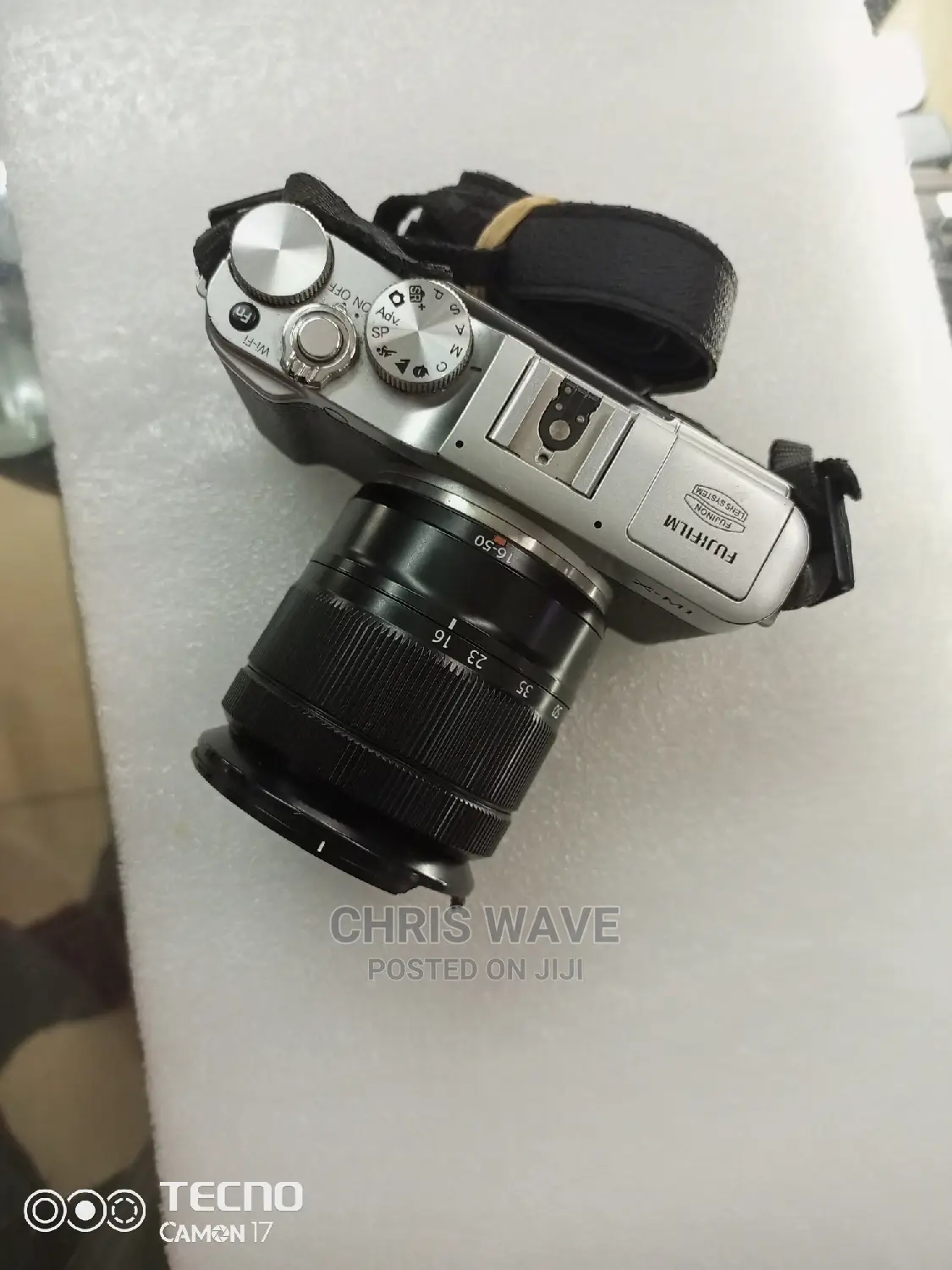 Fujifilm X M1 Mirrorless Camera