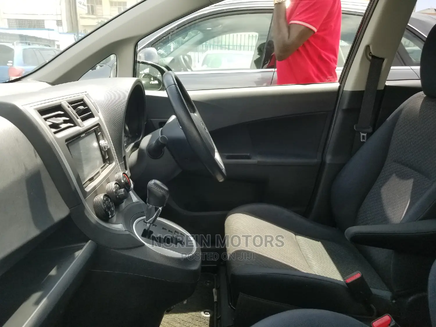 Subaru Trezia 2014 Black