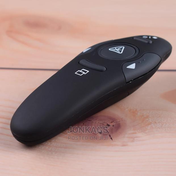 Wireless Presenter With Laser Pointer - main view