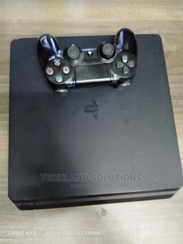 SONY Playstation 4 Slim