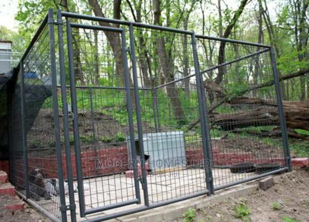 Chain Link /Mesh Dog Kennel - main view