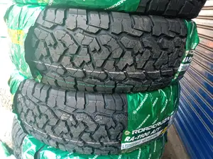 225/65r17 Roadcruza Tyre (Like Bf Goodrich Tyre) A/T
