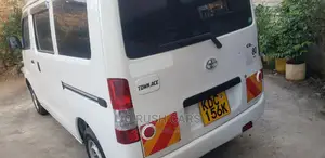 Toyota TownAce 2014 White