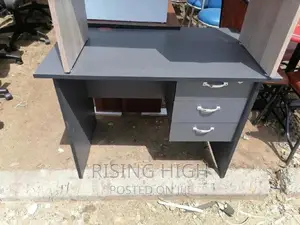 Unique and Top Quality Office Desk