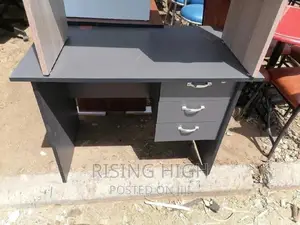 Quality and Best Office Desk