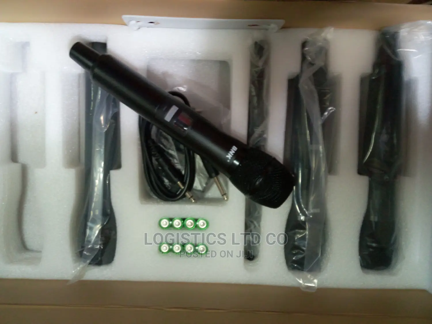Bnk Bk8400- 4 Wireless Microphone