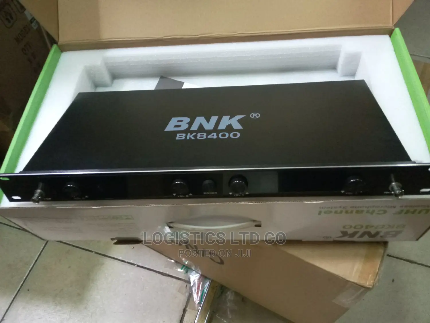 Bnk Bk8400- 4 Wireless Microphone