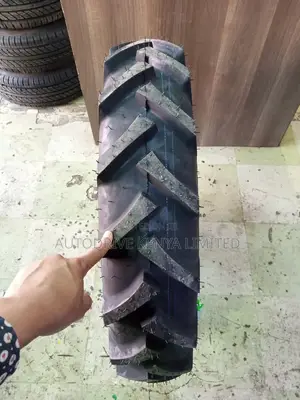 7.50 - 18 BKT Implement - AS504.