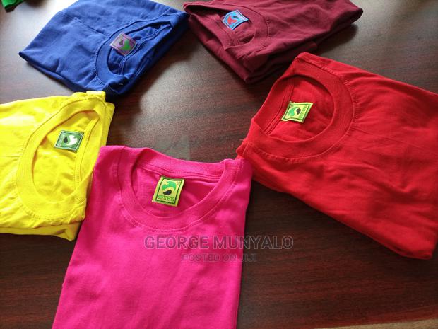 Plain T-Shirts - thumbnail 3
