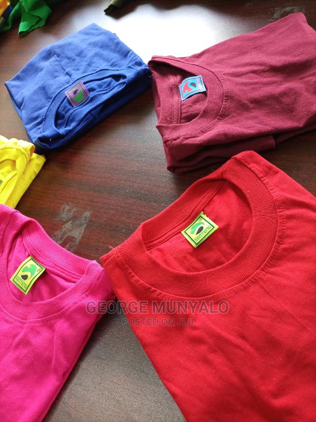Plain T-Shirts - thumbnail 2