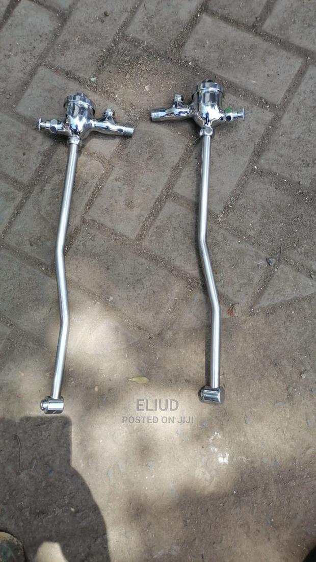 Urinal Spreaders - main view