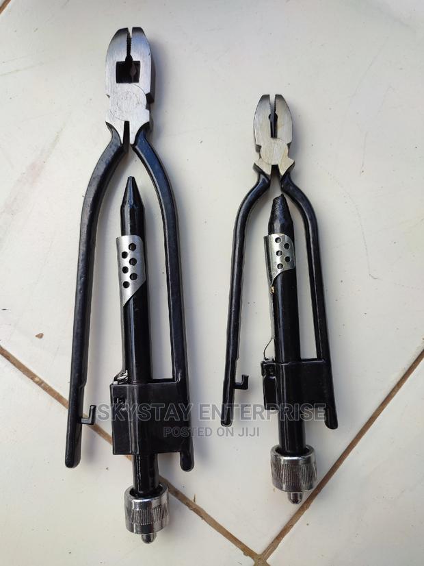 Wire Twister Safety Wirelock Pliers 9"