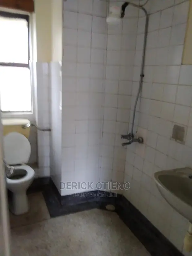 2bdrm Apartment in Kilimani Yaya Center for rent