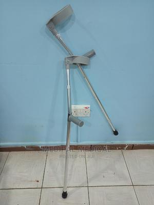 Auxiliary Crutches - thumbnail 2