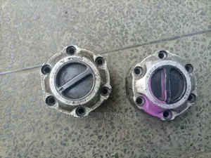 EX Japan Front Free Hubs Nissan Hard Body,Sahara,Patrol 4wd