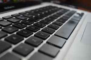 Laptop Apple MacBook 2017 8GB Intel Core I5 HDD 256GB