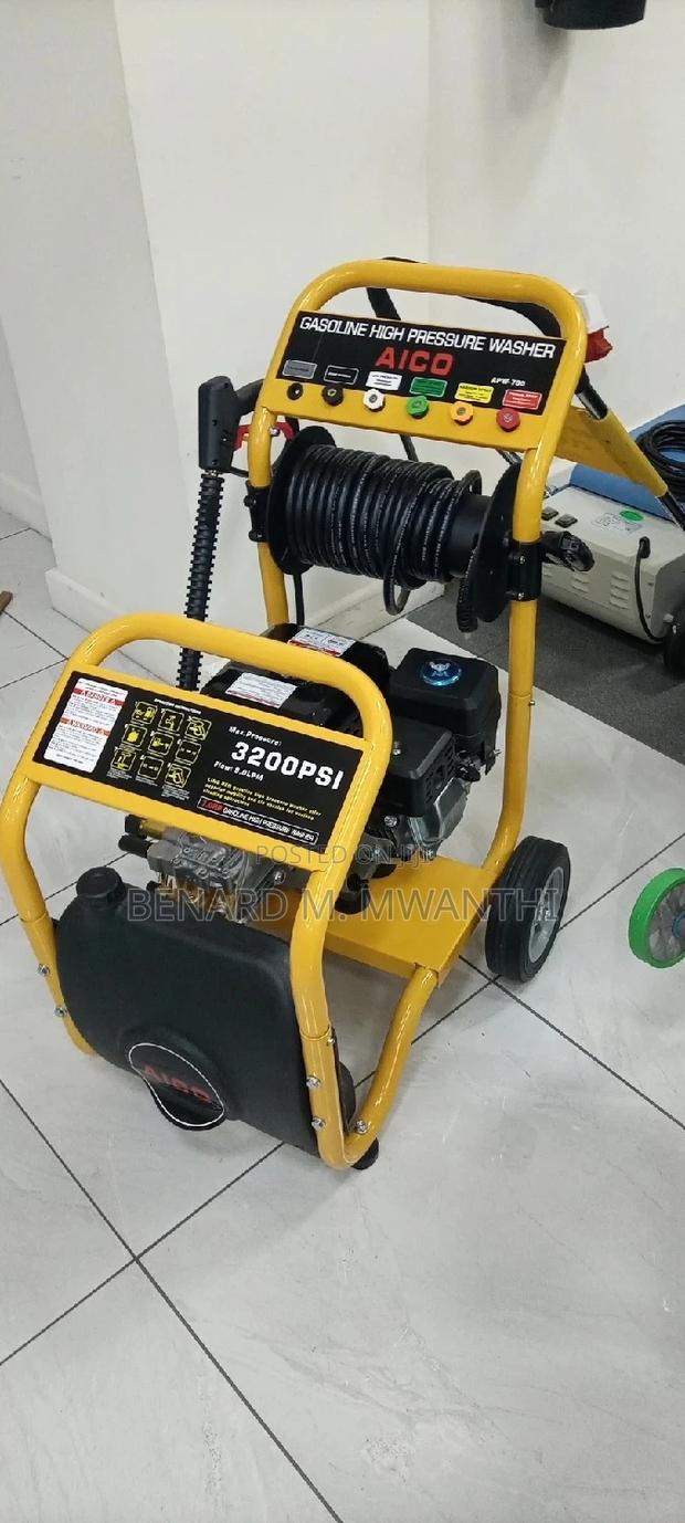 3500psi High Pressure Washer - thumbnail 2