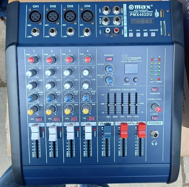 Max 4 Channels Powered Mixer
