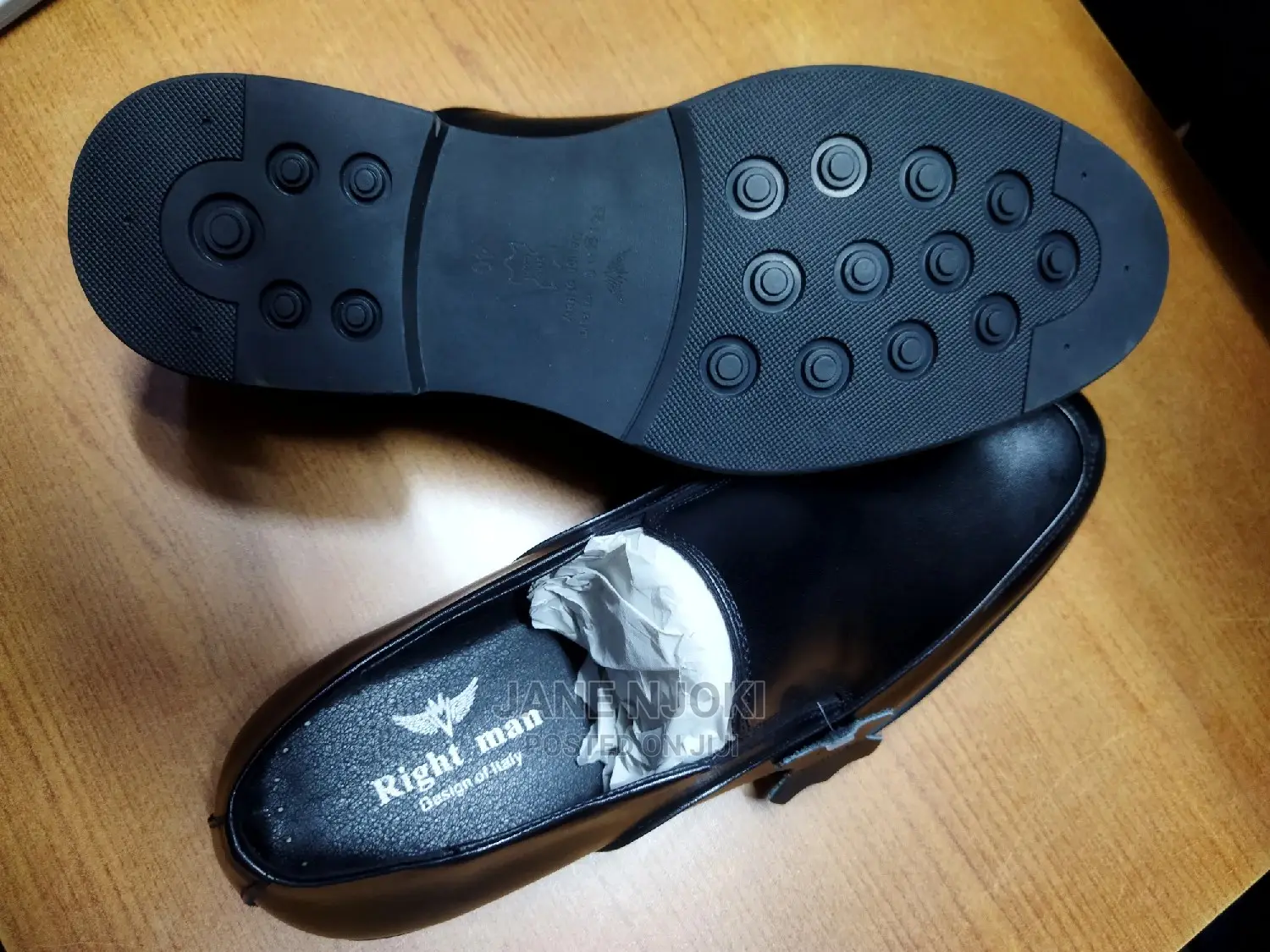 Black Shoe