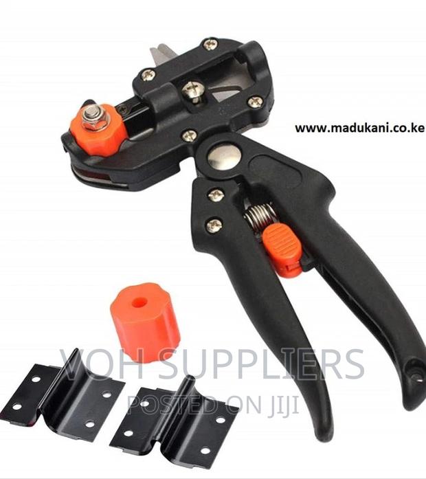 Professional Grafting Tool - main view
