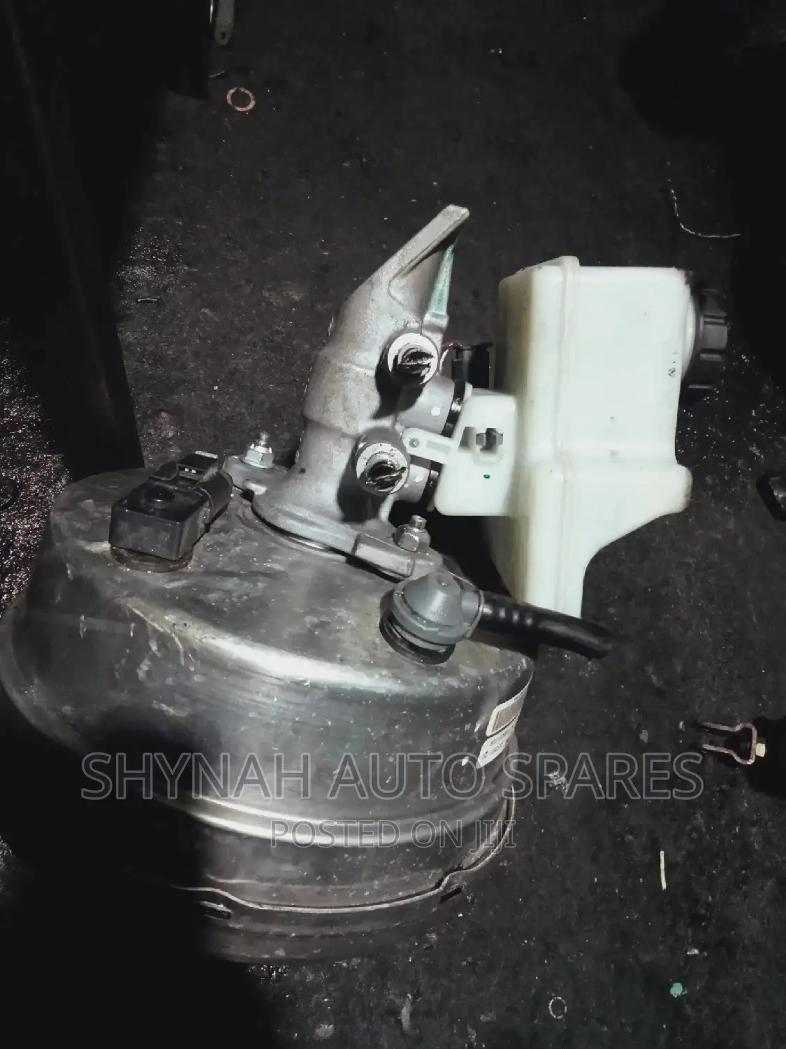 Brake Master Cylinder and Booster Mercedes