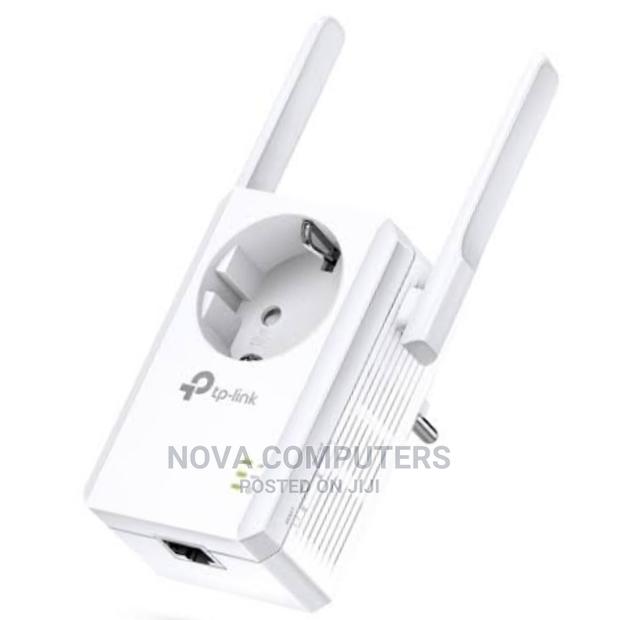 Tp-Link 300mbps Wireless Range Extender TL-WA860RE - thumbnail 2