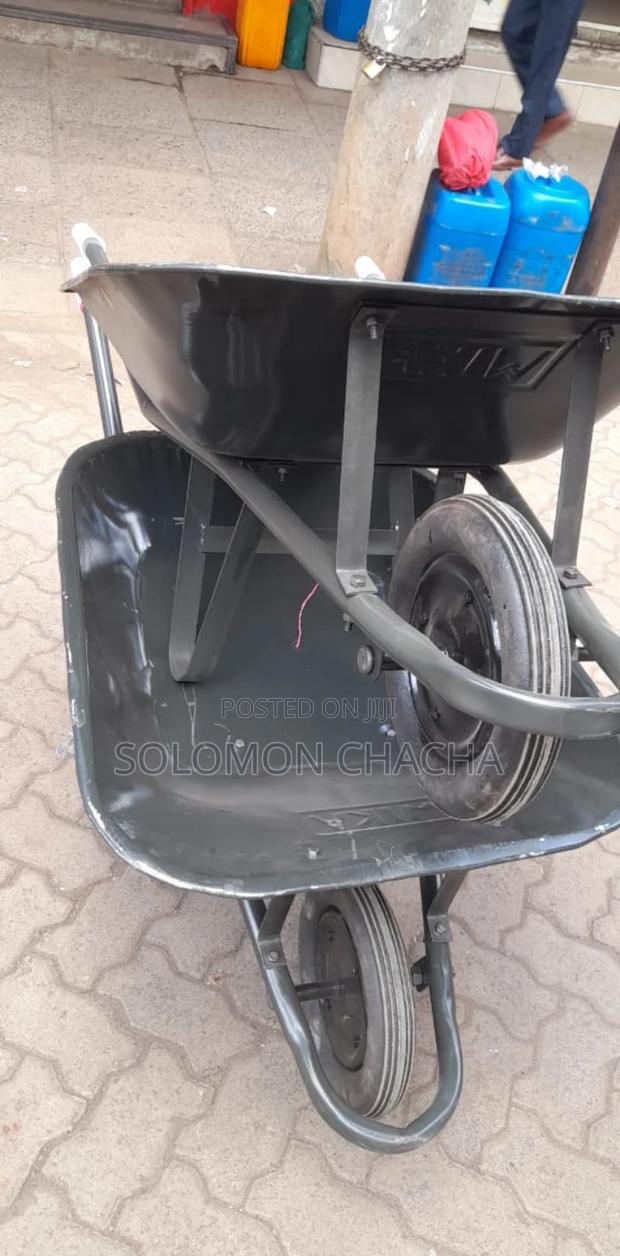 Wika High Quality Wheelbarrow - main view