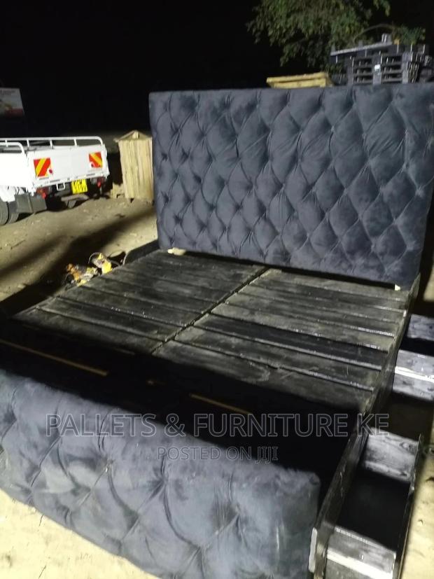 Upholstery Pallet Bed - thumbnail 6