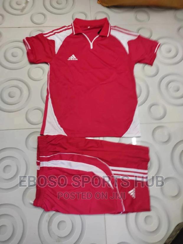 Latest Football Kits - thumbnail 4