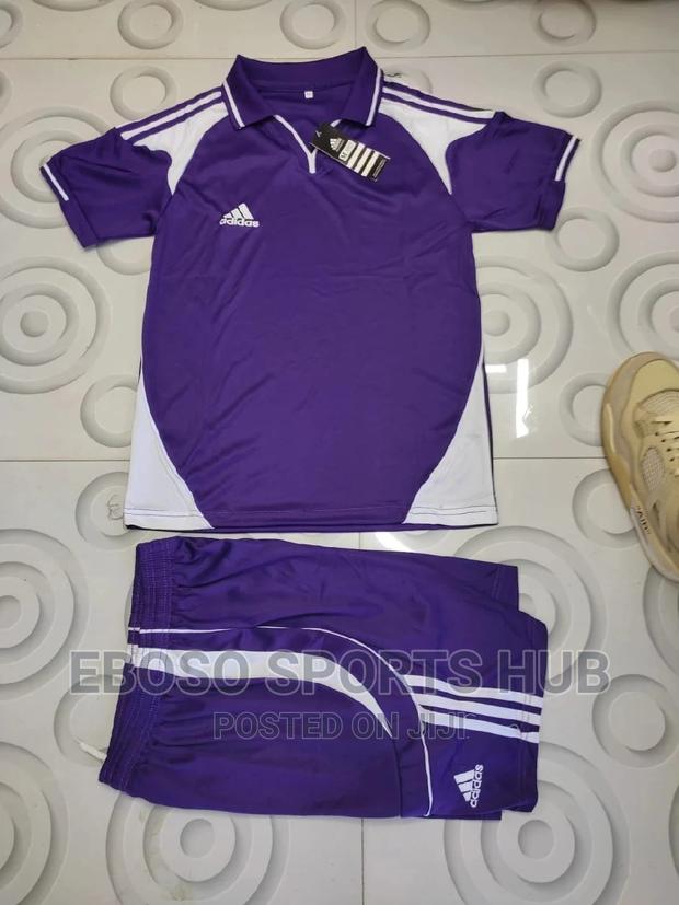 Latest Football Kits - thumbnail 2