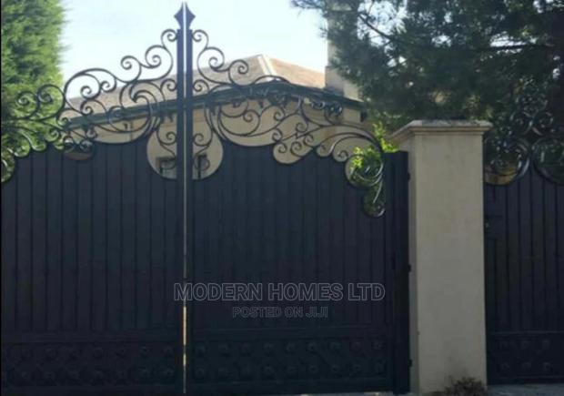 Modern Homes Automatic Iron Main Door Gate - thumbnail 3